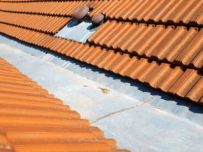 About Leaking Skylight Repair Pros Oskaloosa, KS
